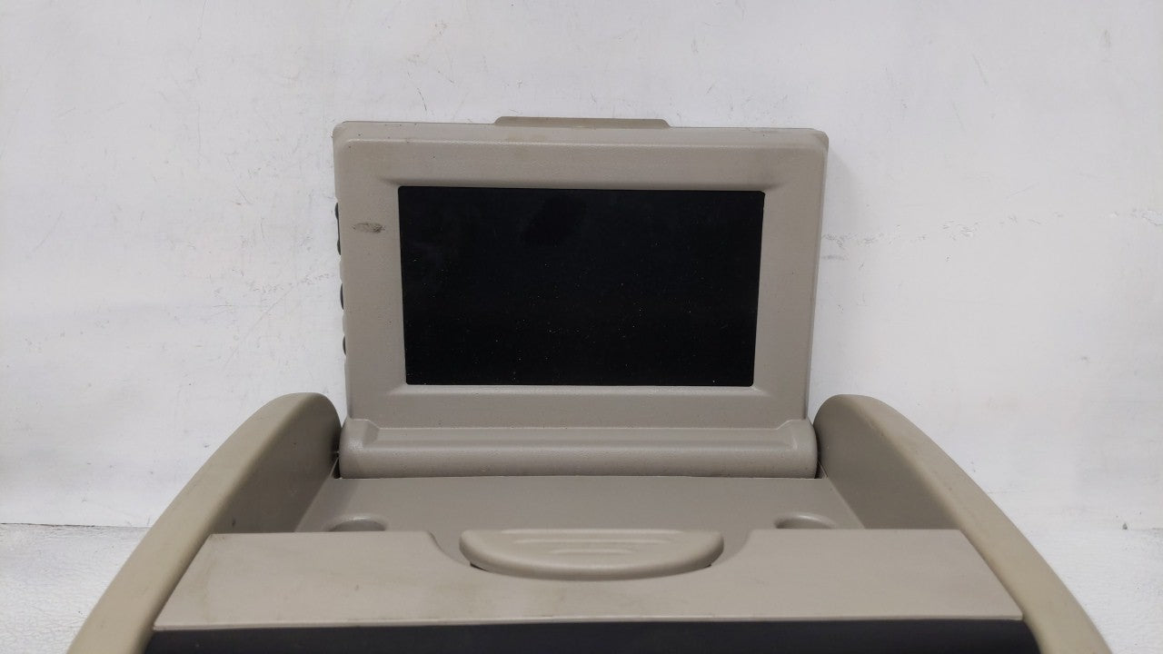 2005-2006 Chrysler Town & Country Information Display Screen - Oemusedautoparts1.com