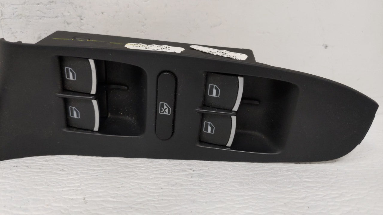 2011-2018 Volkswagen Jetta Master Power Window Switch Replacement Driver Side Left P/N:1K4 959 857 B 1K0 959 565 K Fits OEM Used Auto Parts - Oemusedautoparts1.com