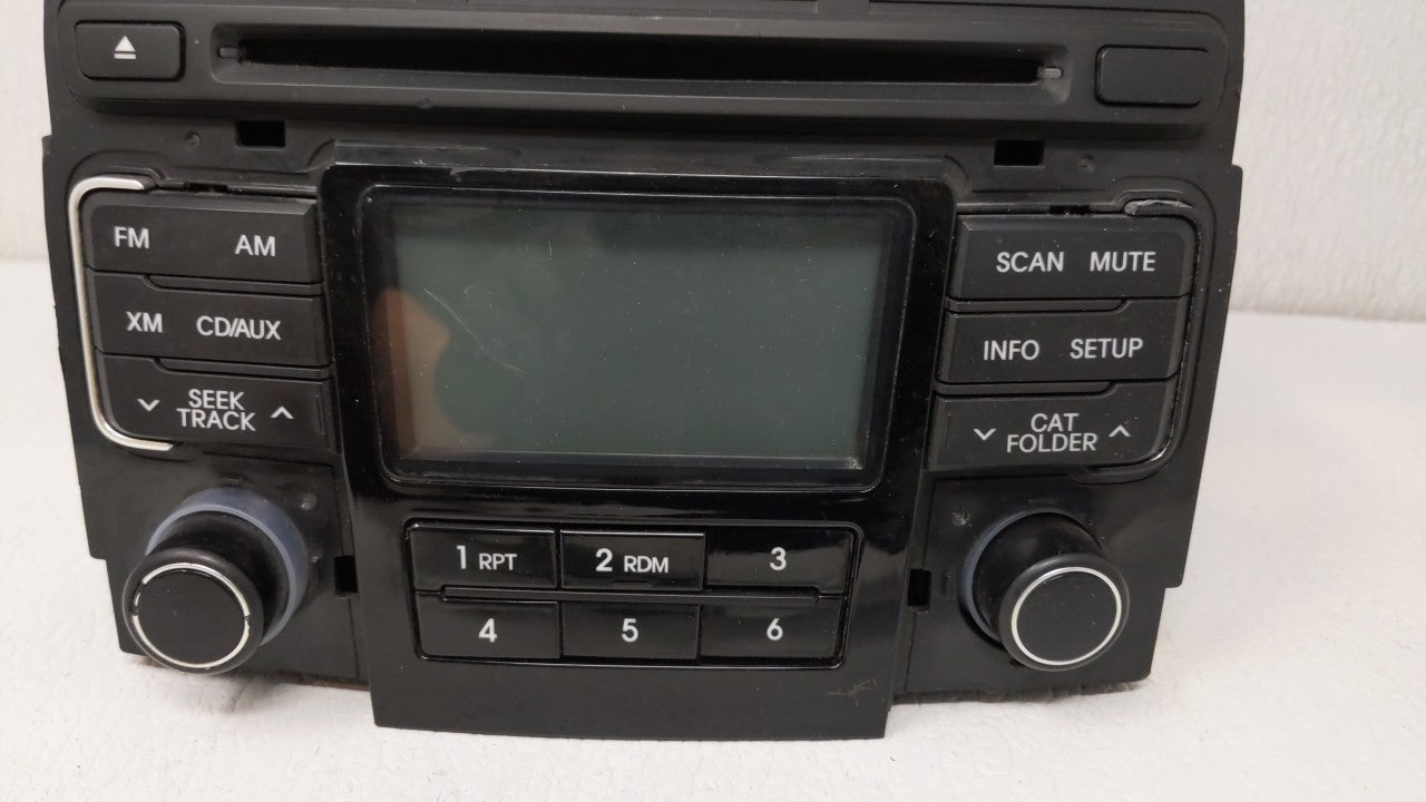 2011 Hyundai Sonata Radio AM FM Cd Player Receiver Replacement P/N:96180-3Q000 961803Q000 Fits OEM Used Auto Parts - Oemusedautoparts1.com