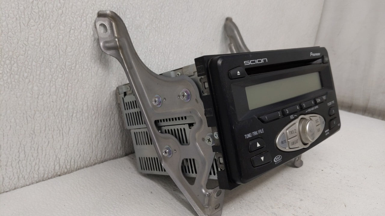 2006-2007 Scion Tc Am Fm Cd Player Radio Receiver 115983 - Oemusedautoparts1.com