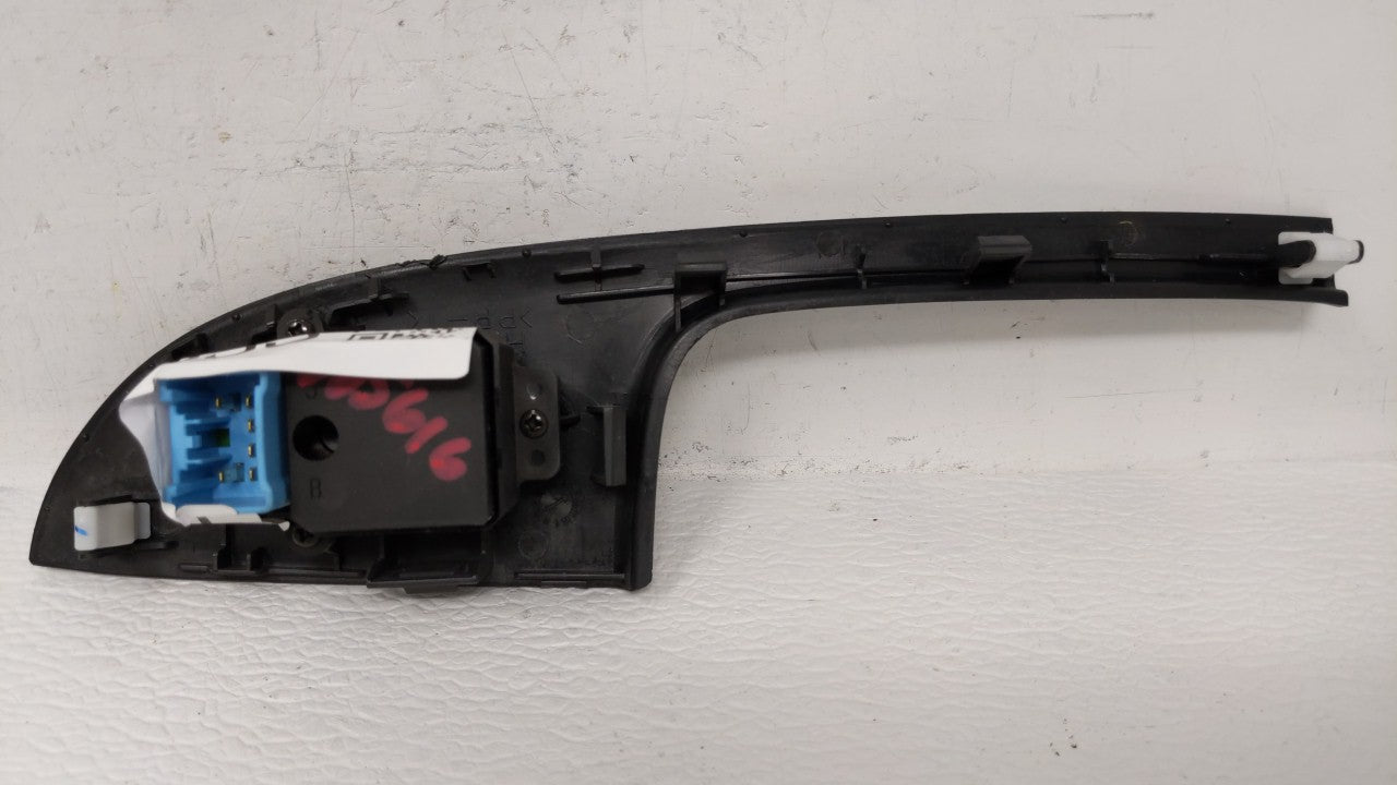 2003 Honda Accord Passeneger Right Rear Power Window Switch - Oemusedautoparts1.com