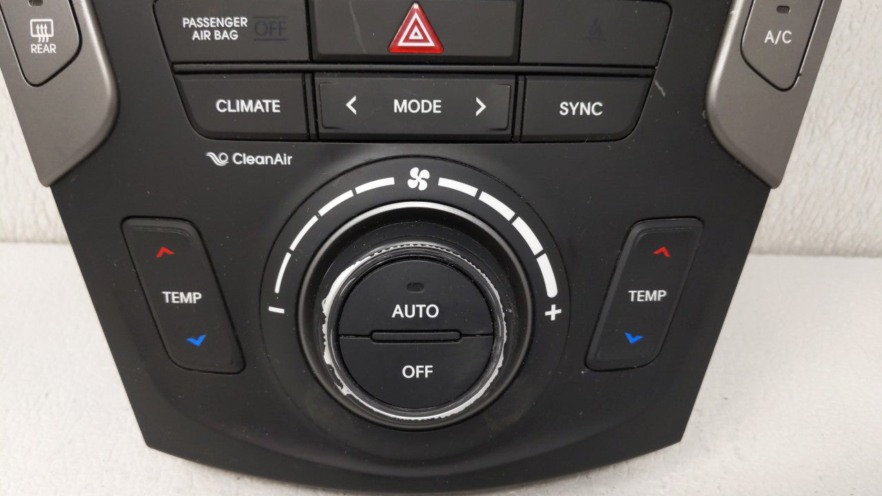 2017-2018 Hyundai Santa Fe Ac Heater Climate Control 97250-4zea0 116755 - Oemusedautoparts1.com