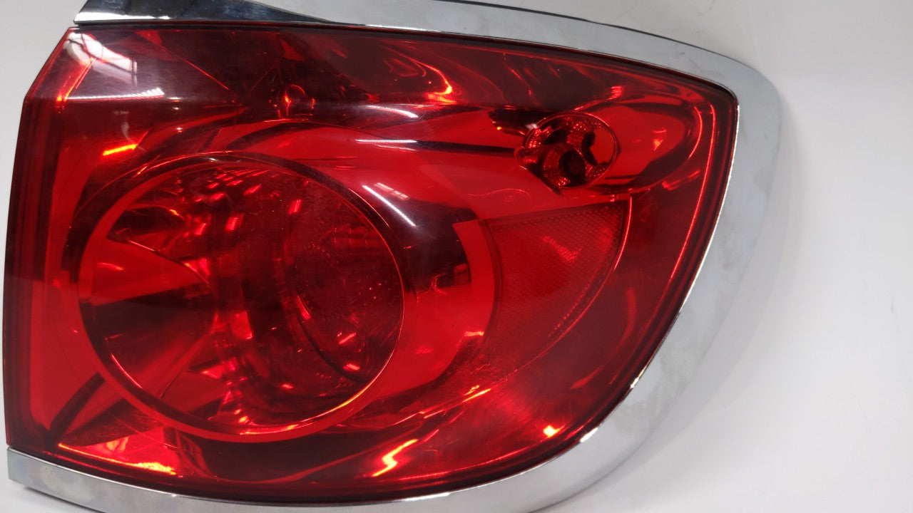 2008-2012 Buick Enclave Passenger Right Side Tail Light Taillight Oem 117077 - Oemusedautoparts1.com