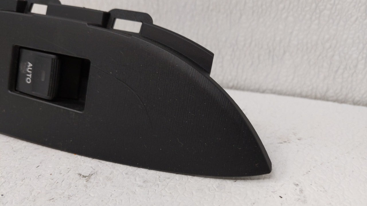 2011 Toyota Prius Passeneger Right Power Window Switch - Oemusedautoparts1.com