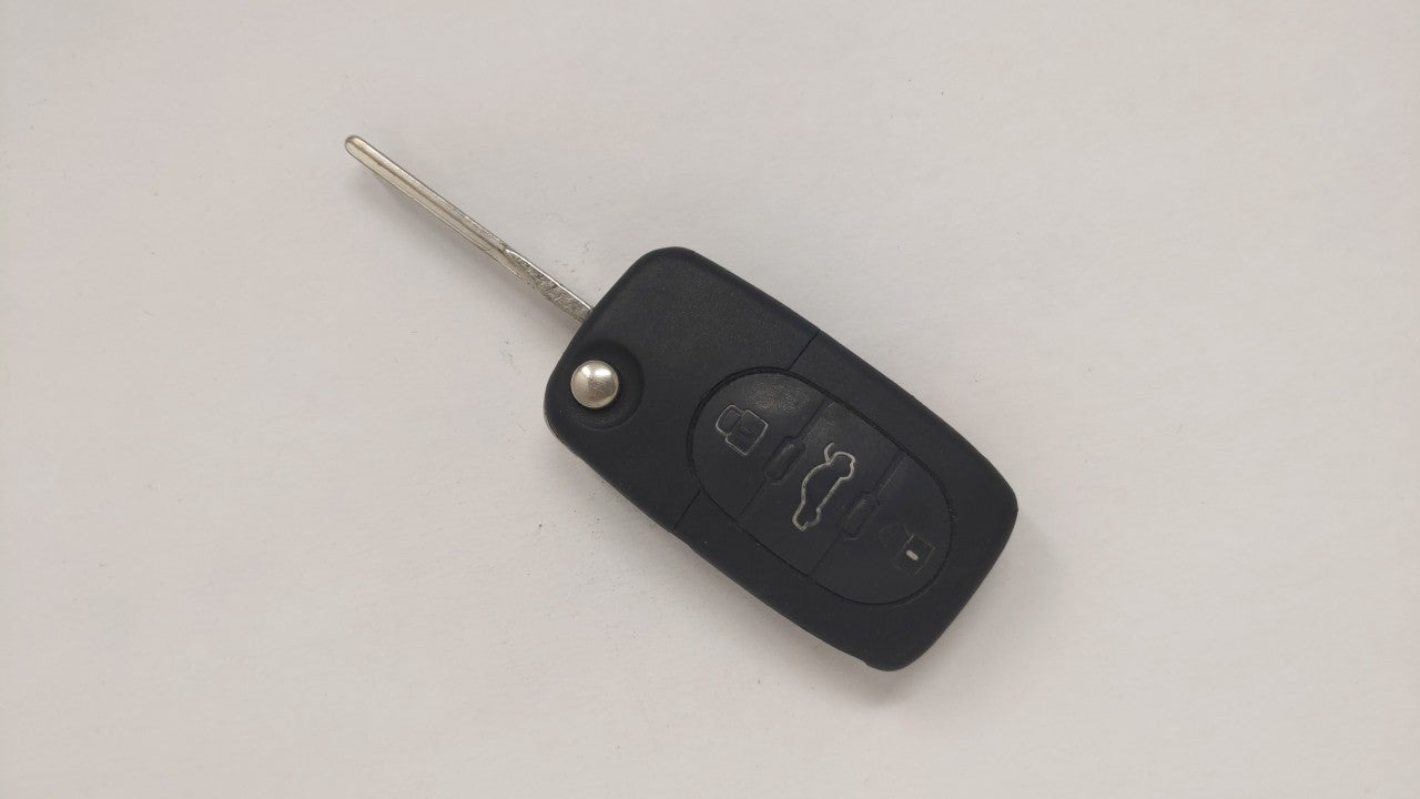 Volkswagen Keyless Entry Remote Fob NBG 8137 T 4 buttons - Oemusedautoparts1.com