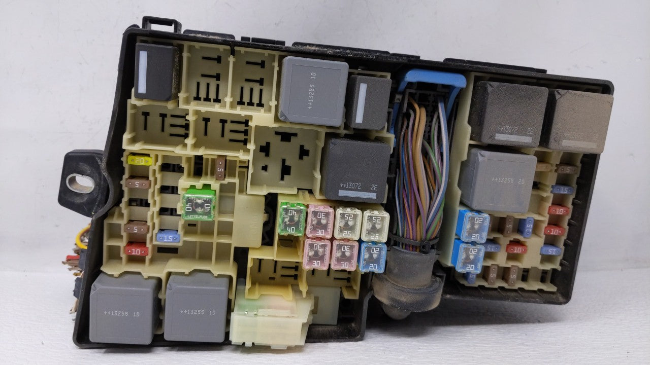 2013-2016 Ford Escape Fusebox Fuse Box Panel Relay Module P/N:AV6T-14A142-AB AVGT-14A076-AB Fits 2013 2014 2015 2016 OEM Used Auto Parts - Oemusedautoparts1.com