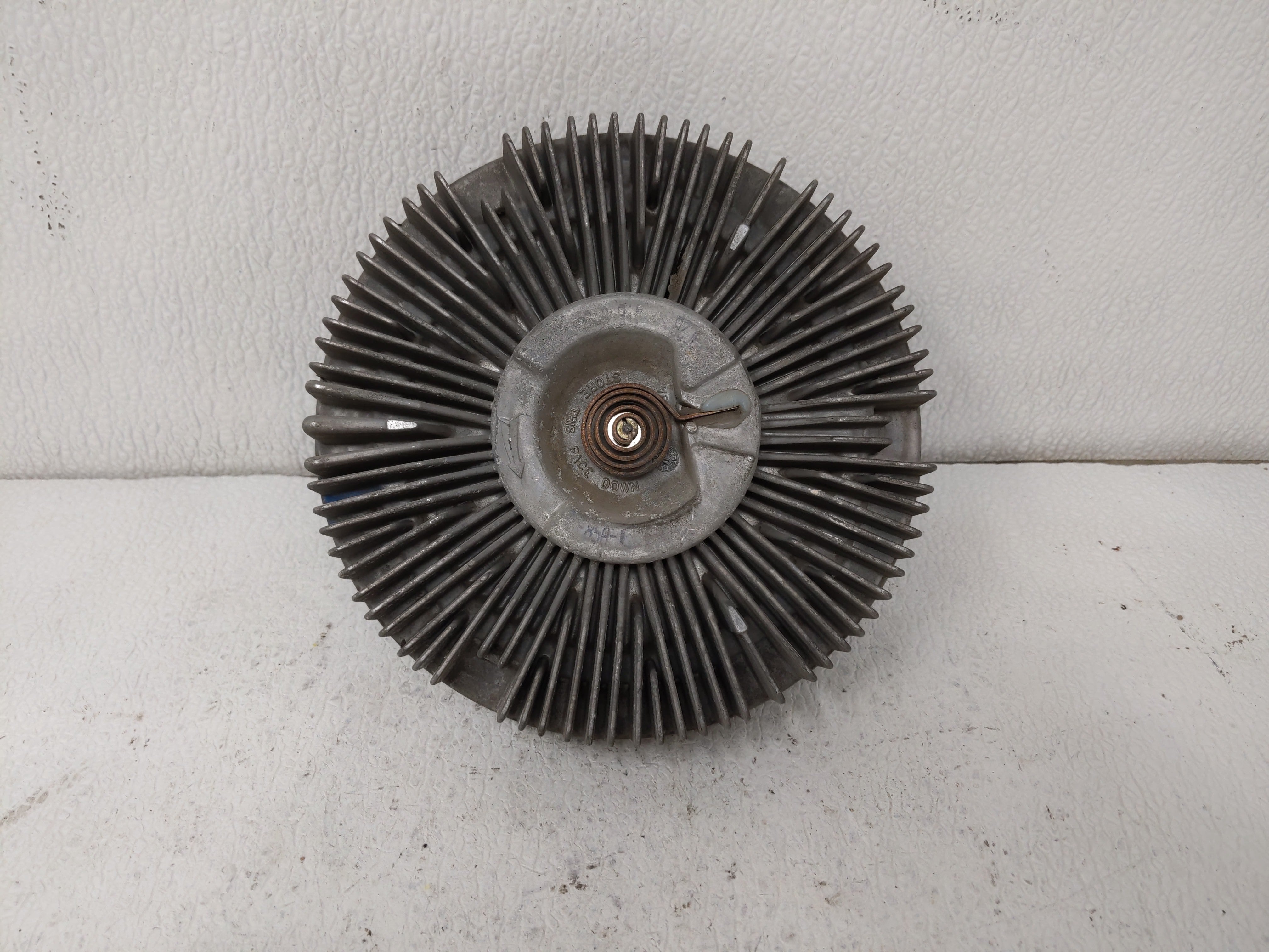 2003 Ford Expedition FAN CLUTCH - Oemusedautoparts1.com