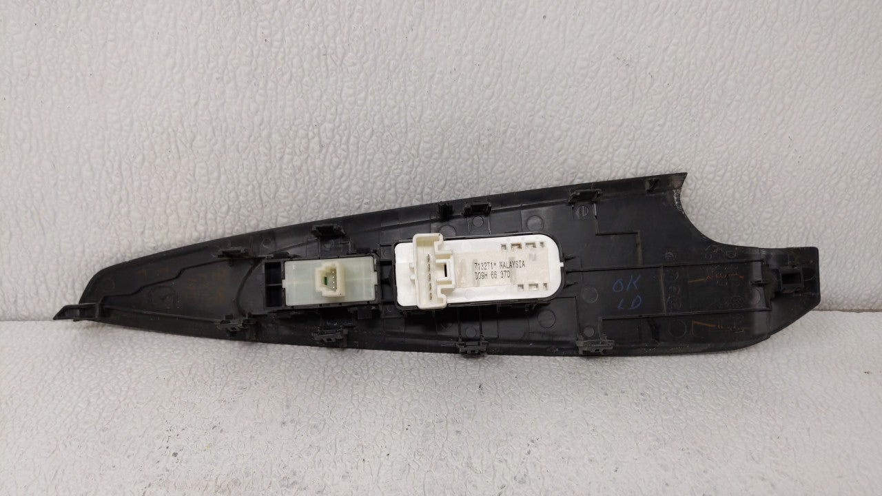 2018 Toyota Yaris Ia Passeneger Right Power Window Switch D09h 66 370 117947 - Oemusedautoparts1.com