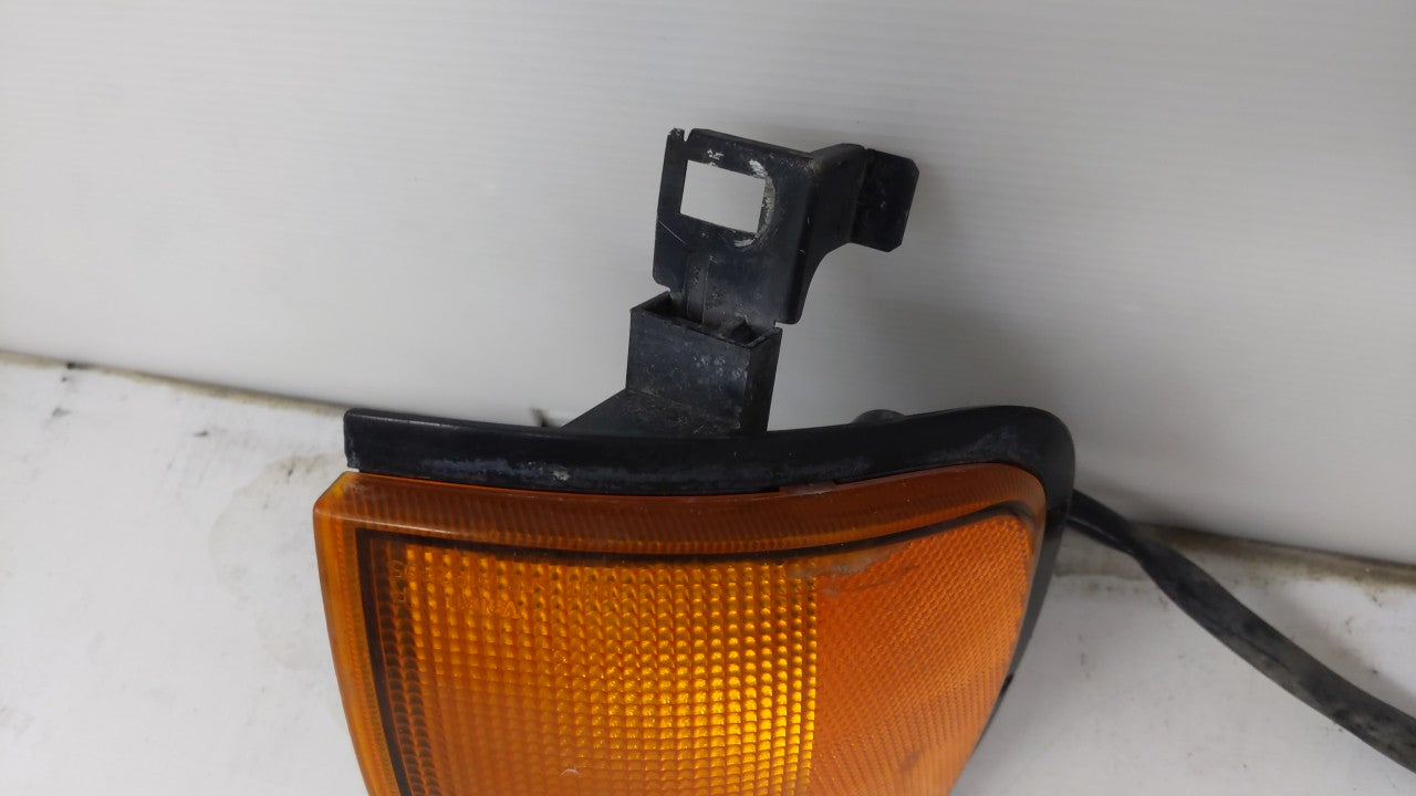 1998-1999 Isuzu Rodeo Tail Light Assembly Passenger Right OEM Fits 1998 1999 2000 2001 OEM Used Auto Parts - Oemusedautoparts1.com