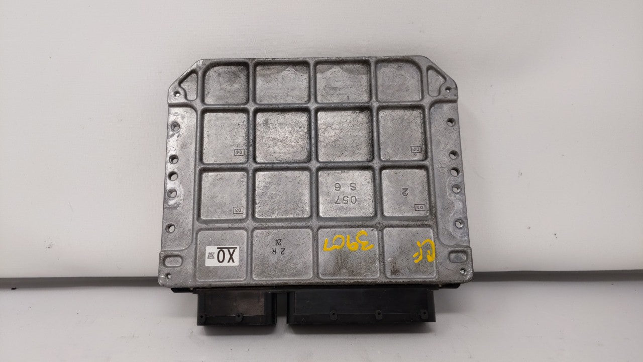 2014 Toyota Prius PCM Engine Computer ECU ECM PCU OEM P/N:89661-47590 Fits OEM Used Auto Parts - Oemusedautoparts1.com