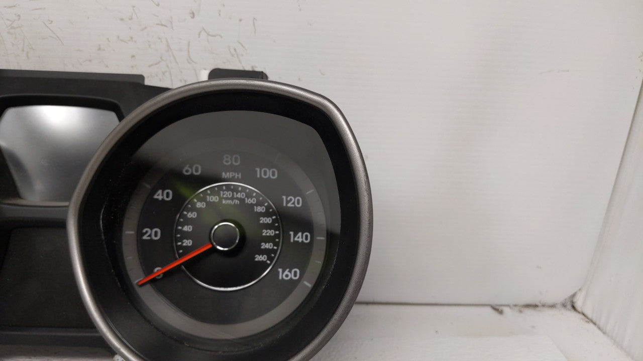2014-2016 Hyundai Elantra Instrument Cluster Speedometer Gauges P/N:94004-3Y010 Fits 2014 2015 2016 OEM Used Auto Parts - Oemusedautoparts1.com