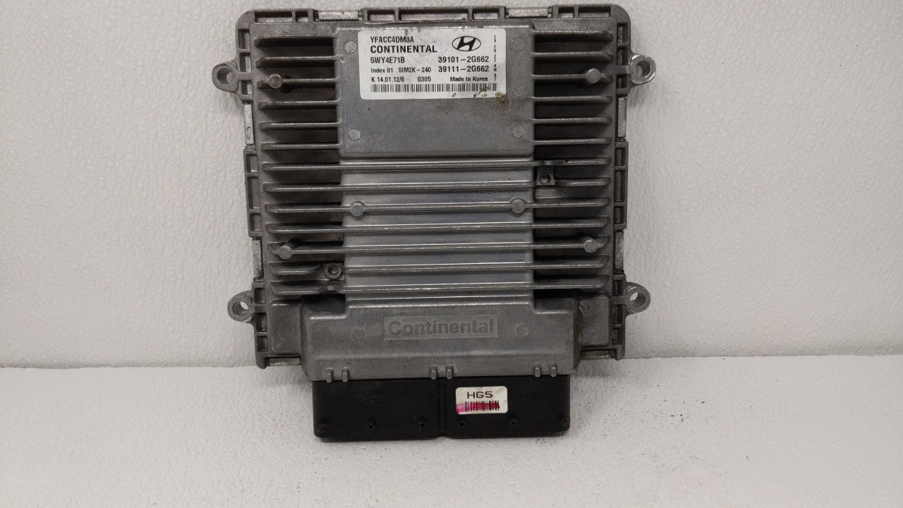 2011-2014 Hyundai Sonata PCM Engine Computer ECU ECM PCU OEM P/N:39101-2G661 39111-2G661 Fits 2011 2012 2013 2014 OEM Used Auto Parts - Oemusedautoparts1.com