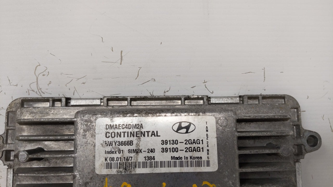 2014 Hyundai Santa Fe PCM Engine Computer ECU ECM PCU OEM P/N:39130-2GAG5 39130-2GAG1 Fits OEM Used Auto Parts - Oemusedautoparts1.com