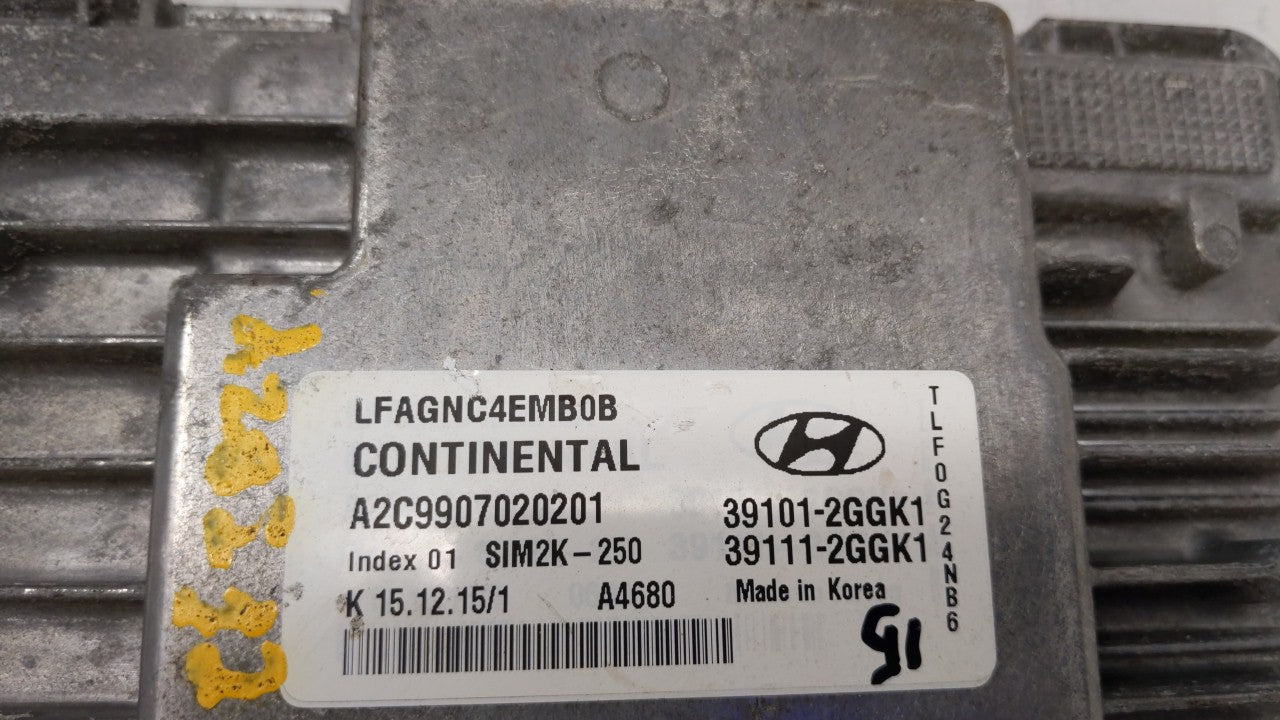 2016 Hyundai Sonata PCM Engine Computer ECU ECM PCU OEM P/N:39111-2GGK1 39101-2GGK3 Fits 2015 2017 OEM Used Auto Parts - Oemusedautoparts1.com