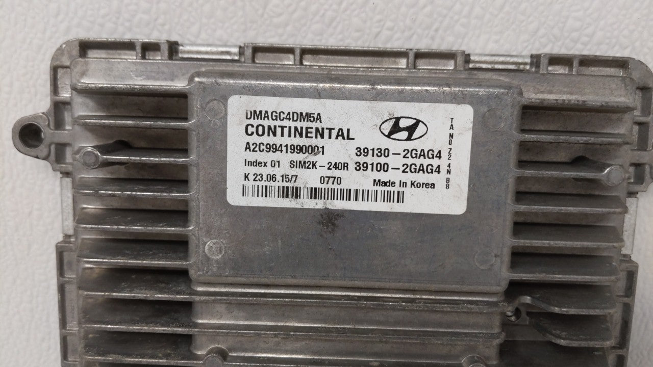 2014 Hyundai Santa Fe PCM Engine Computer ECU ECM PCU OEM P/N:39130-2GAG5 39130-2GAG1 Fits OEM Used Auto Parts - Oemusedautoparts1.com