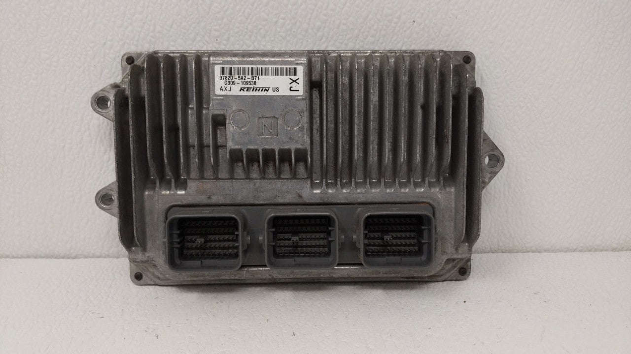 2014 Honda Accord PCM Engine Computer ECU ECM PCU OEM P/N:37820-5A2-B72 37820-5A3-L32 Fits OEM Used Auto Parts - Oemusedautoparts1.com