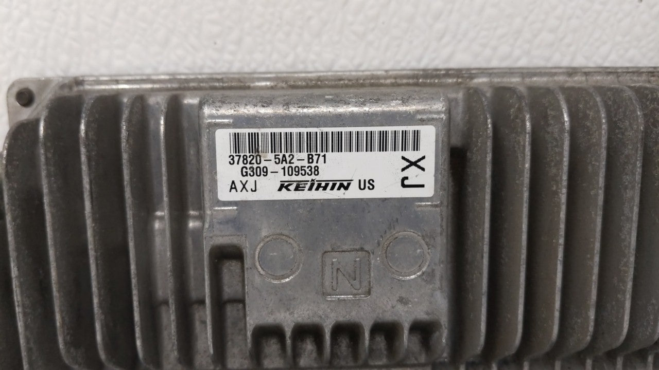 2014 Honda Accord PCM Engine Computer ECU ECM PCU OEM P/N:37820-5A2-B72 37820-5A3-L32 Fits OEM Used Auto Parts - Oemusedautoparts1.com