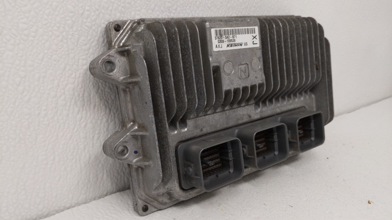 2014 Honda Accord PCM Engine Computer ECU ECM PCU OEM P/N:37820-5A2-B72 37820-5A3-L32 Fits OEM Used Auto Parts - Oemusedautoparts1.com