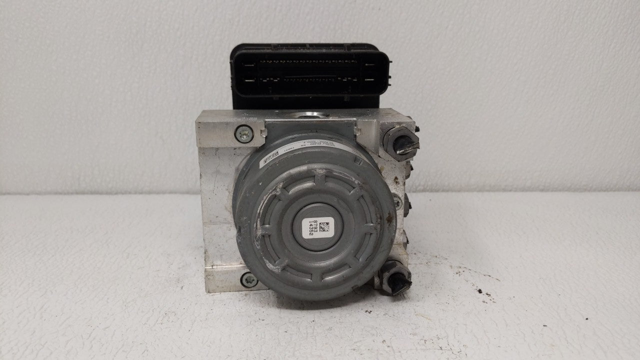 2015-2018 Ford Mustang Abs Pump Control Module 121707 - Oemusedautoparts1.com