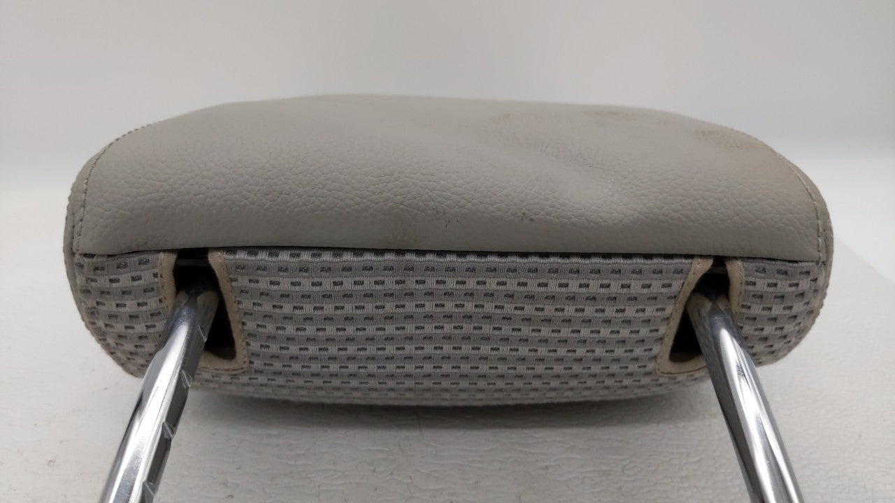 2007 Mercedes-Benz B200 Headrest Head Rest Front Driver Passenger Seat Fits OEM Used Auto Parts - Oemusedautoparts1.com