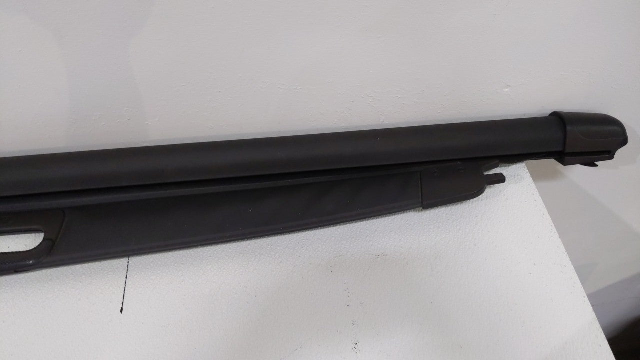 2003 Land Rover Freelander Rear Cargo Cover Storage Retractable Shade - Oemusedautoparts1.com