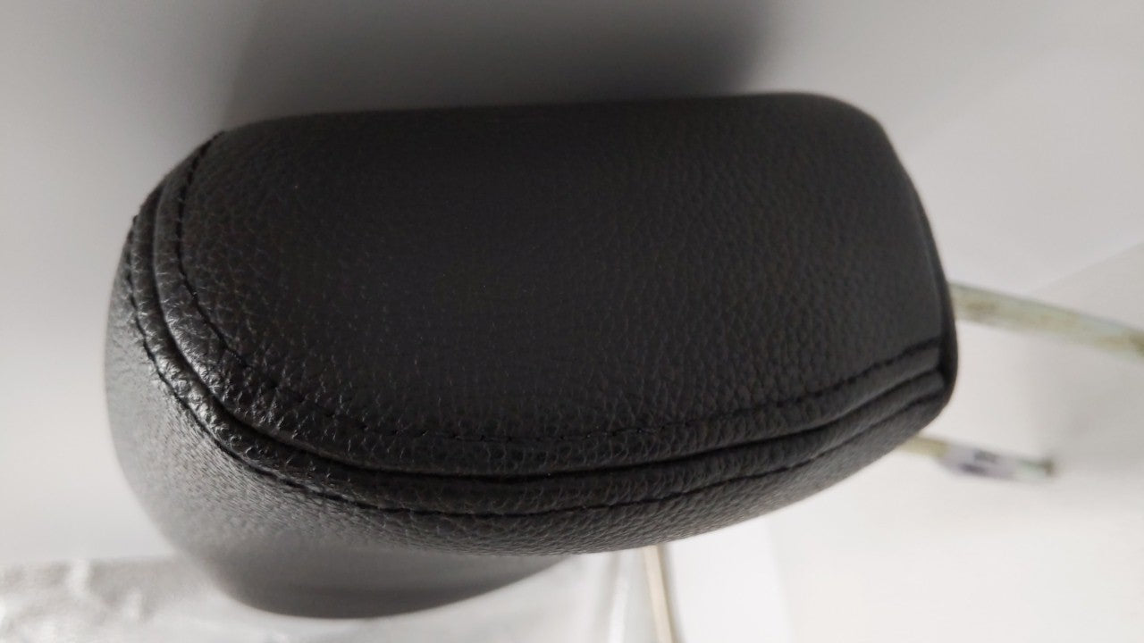 2007 Mitsubishi Endeavor Headrest Head Rest Front Driver Passenger Seat 131106 - Oemusedautoparts1.com