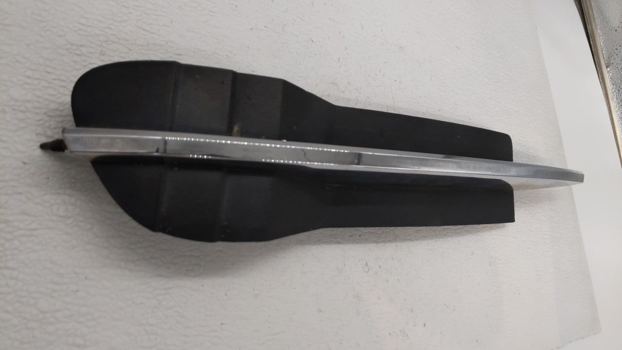 2008-2012 Chevrolet Malibu Front Bumper Grille Cover - Oemusedautoparts1.com