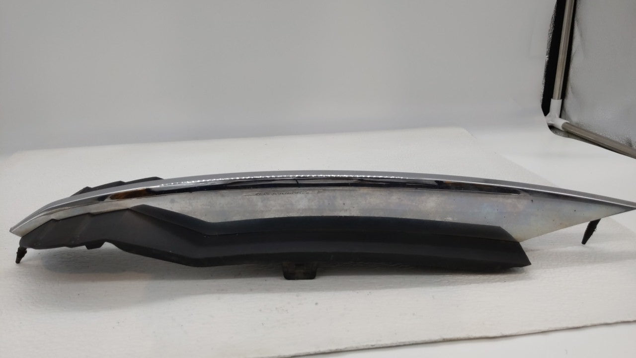 2008-2012 Chevrolet Malibu Front Bumper Grille Cover - Oemusedautoparts1.com