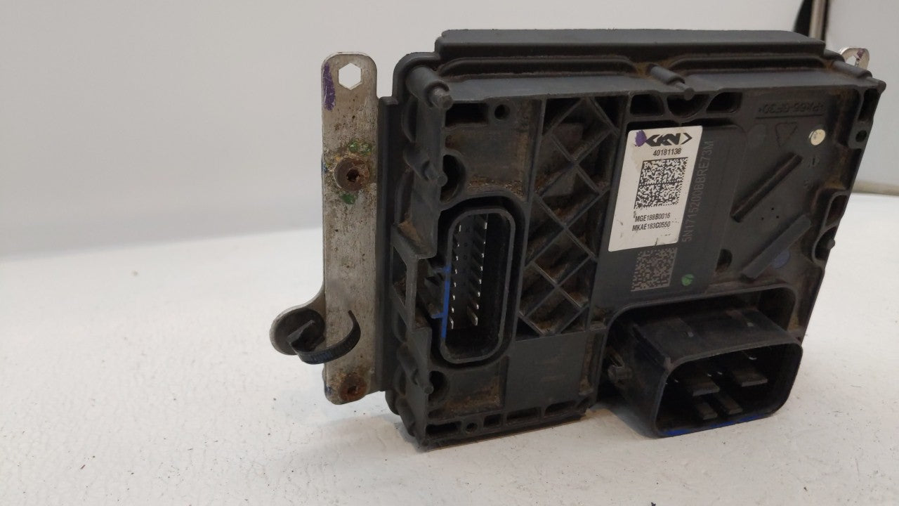 2018-2019 Chevrolet Equinox PCM Engine Computer ECU ECM PCU OEM P/N:5N1715200BBRE73M 40181138 Fits 2017 2018 2019 OEM Used Auto Parts - Oemusedautoparts1.com