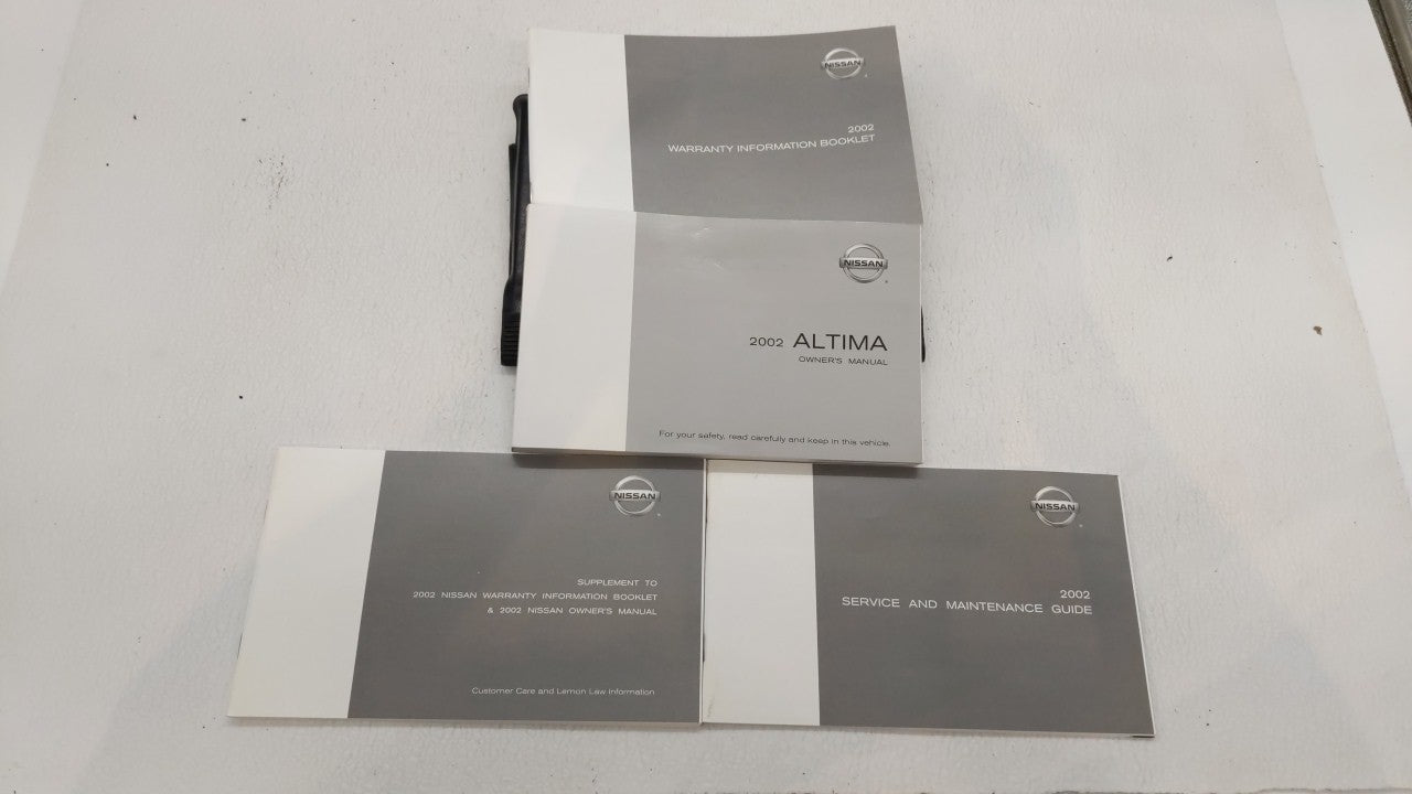 2002 Nissan Altima Owners Manual Book Guide OEM Used Auto Parts - Oemusedautoparts1.com