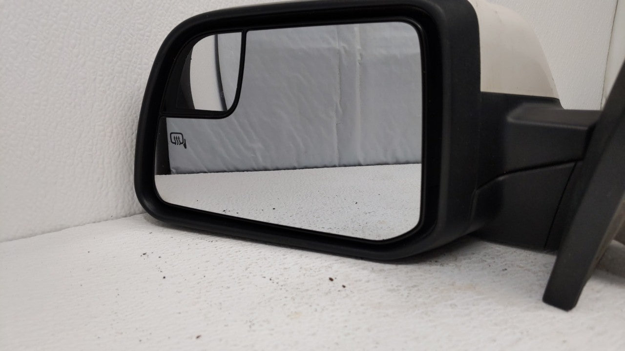 1995 Dodge Caravan Side Mirror Replacement Passenger Right View Door Mirror Fits OEM Used Auto Parts - Oemusedautoparts1.com