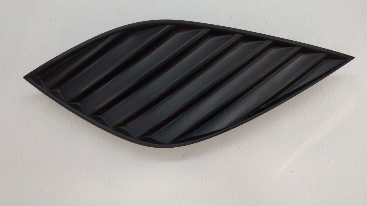 2018-2019 Toyota Camry Front Bumper Grille Cover - Oemusedautoparts1.com