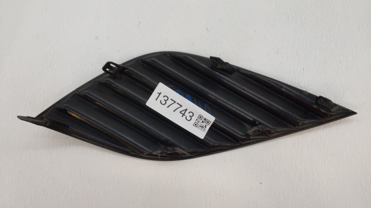 2018-2019 Toyota Camry Front Bumper Grille Cover - Oemusedautoparts1.com