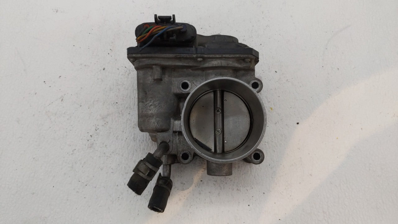 2014-2019 Kia Soul Throttle Body P/N:35100-2E000 Fits 2011 2012 2013 2014 2015 2016 2017 2018 2019 OEM Used Auto Parts - Oemusedautoparts1.com