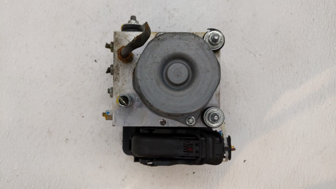 2020-2020 Nissan Versa Abs Pump Control Module 139398 - Oemusedautoparts1.com