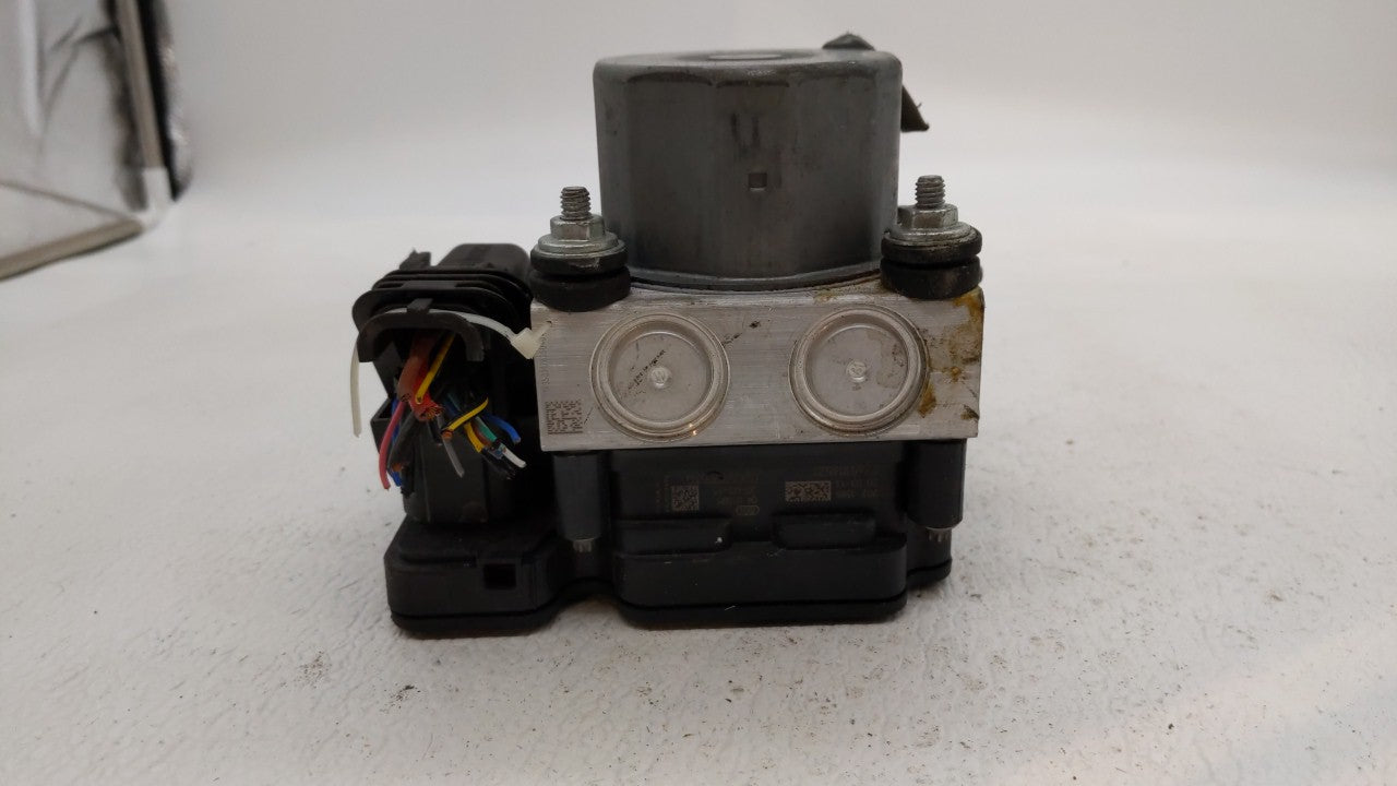 2020-2020 Nissan Versa Abs Pump Control Module 139398 - Oemusedautoparts1.com