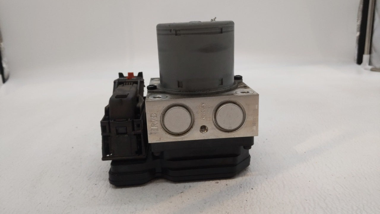 2017-2019 Buick Encore ABS Pump Control Module Replacement P/N:42643519 Fits 2017 2018 2019 OEM Used Auto Parts - Oemusedautoparts1.com