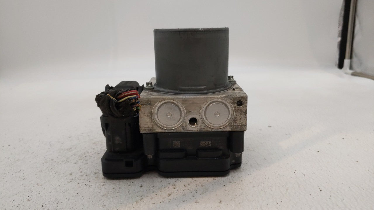 2018 Chevrolet Cruze ABS Pump Control Module Replacement P/N:065055766 Fits OEM Used Auto Parts - Oemusedautoparts1.com