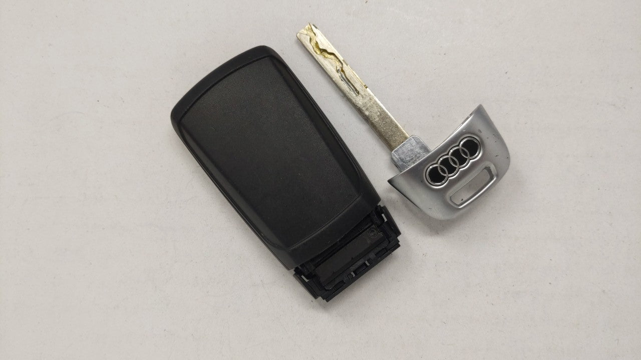 Audi Keyless Entry Remote Fob Iyz-Ak01 4m0.959.754.Aa 4 Buttons - Oemusedautoparts1.com