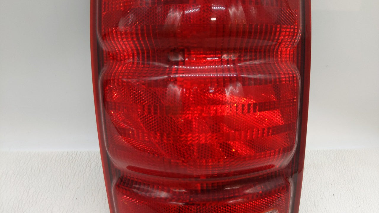 1997-2002 Ford Expedition Tail Light Assembly Driver Left OEM Fits 1997 1998 1999 2000 2001 2002 OEM Used Auto Parts - Oemusedautoparts1.com