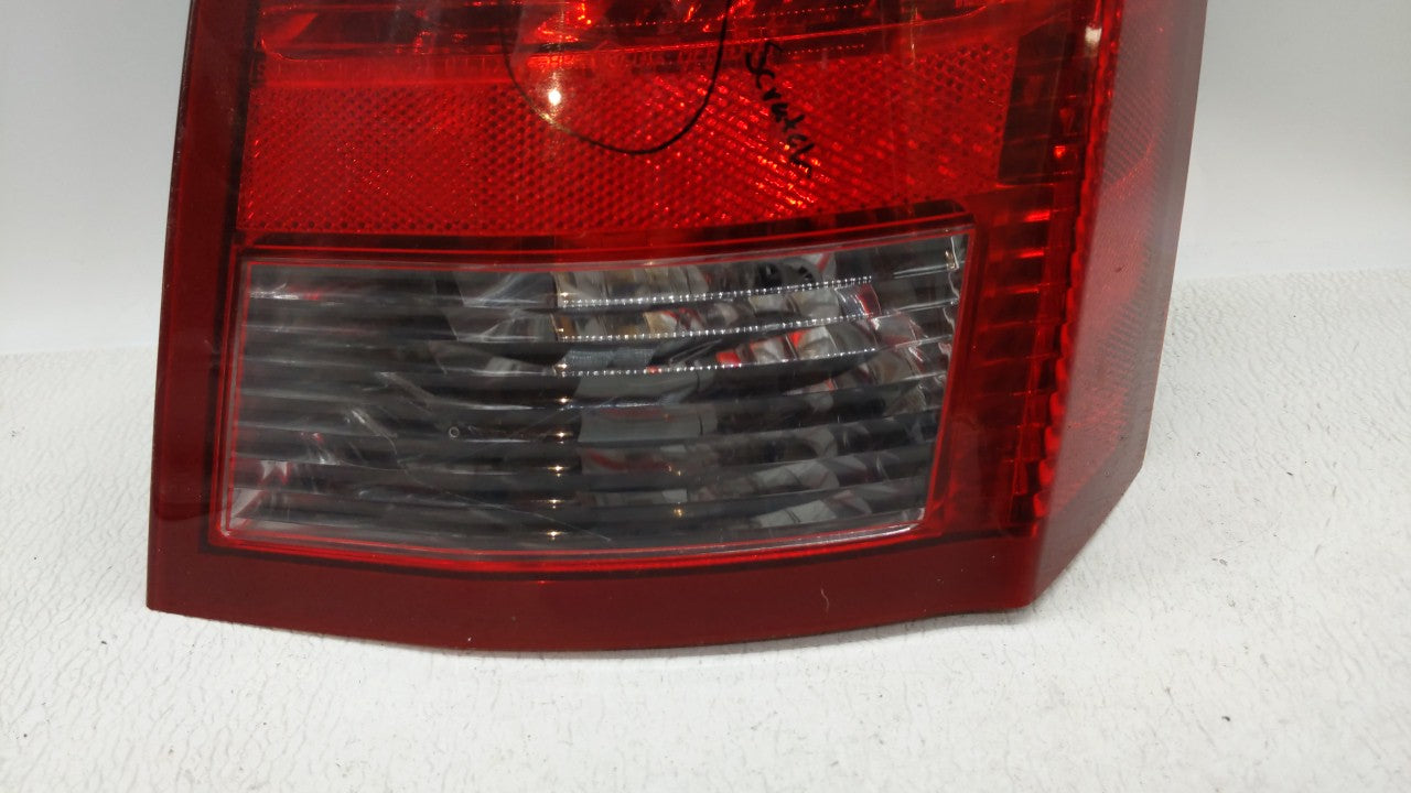2005-2007 Chrysler 300 Tail Light Assembly Passenger Right OEM P/N:15962596 Fits 2005 2006 2007 OEM Used Auto Parts - Oemusedautoparts1.com