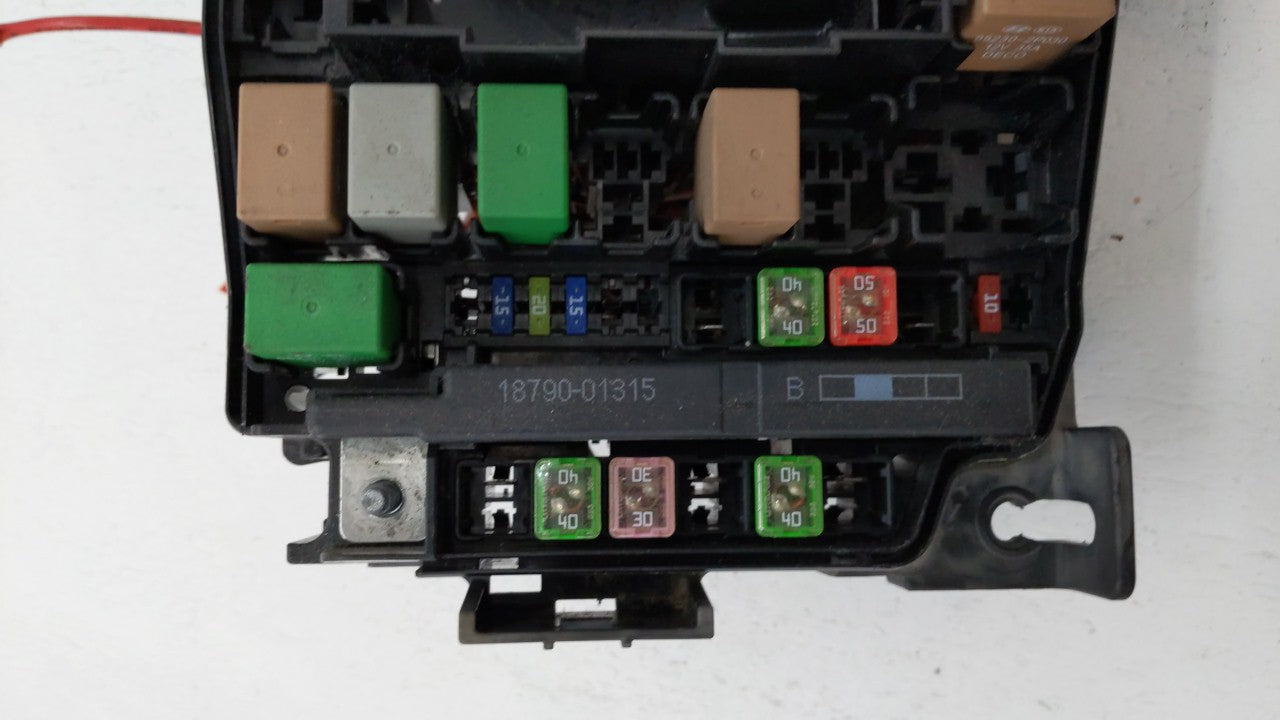 2013 Hyundai Elantra Fusebox Fuse Box Panel Relay Module P/N:91950-3X510 Fits 2014 2015 2016 OEM Used Auto Parts - Oemusedautoparts1.com
