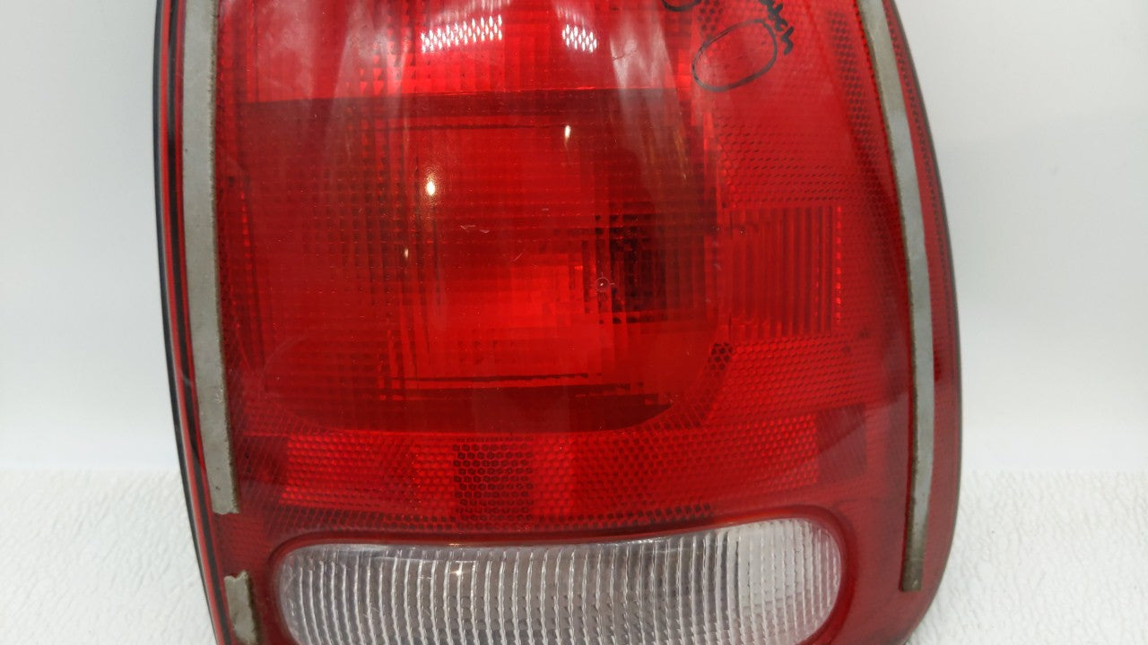 1998-2003 Dodge Durango Tail Light Assembly Passenger Right OEM Fits 1996 1997 1998 1999 2000 2001 2002 2003 OEM Used Auto Parts - Oemusedautoparts1.com