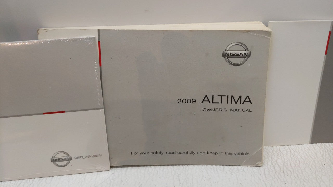 2009 Nissan Altima Owners Manual Book Guide OEM Used Auto Parts - Oemusedautoparts1.com