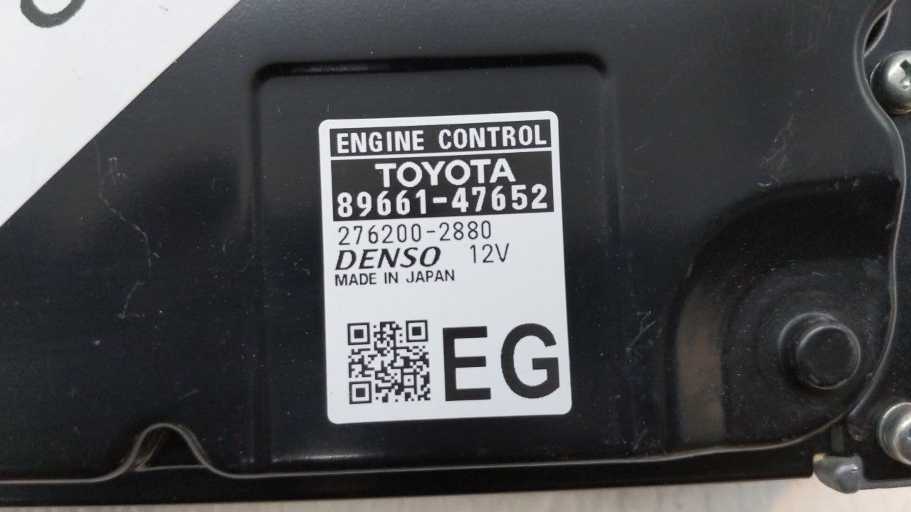 2017 Toyota Prius PCM Engine Computer ECU ECM PCU OEM P/N:89661-47652 Fits OEM Used Auto Parts - Oemusedautoparts1.com