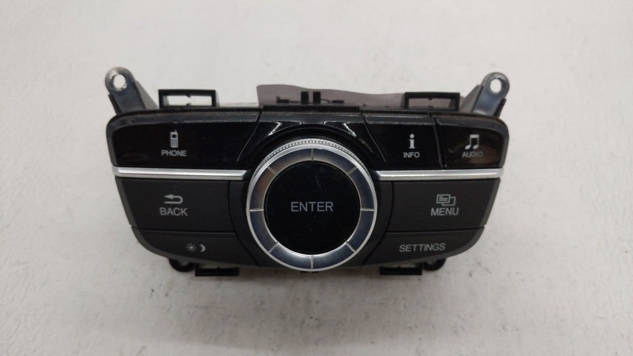 2015-2017 Acura Tlx Radio AM FM Cd Player Receiver Replacement P/N:TZ3-A020 Fits 2015 2016 2017 OEM Used Auto Parts - Oemusedautoparts1.com