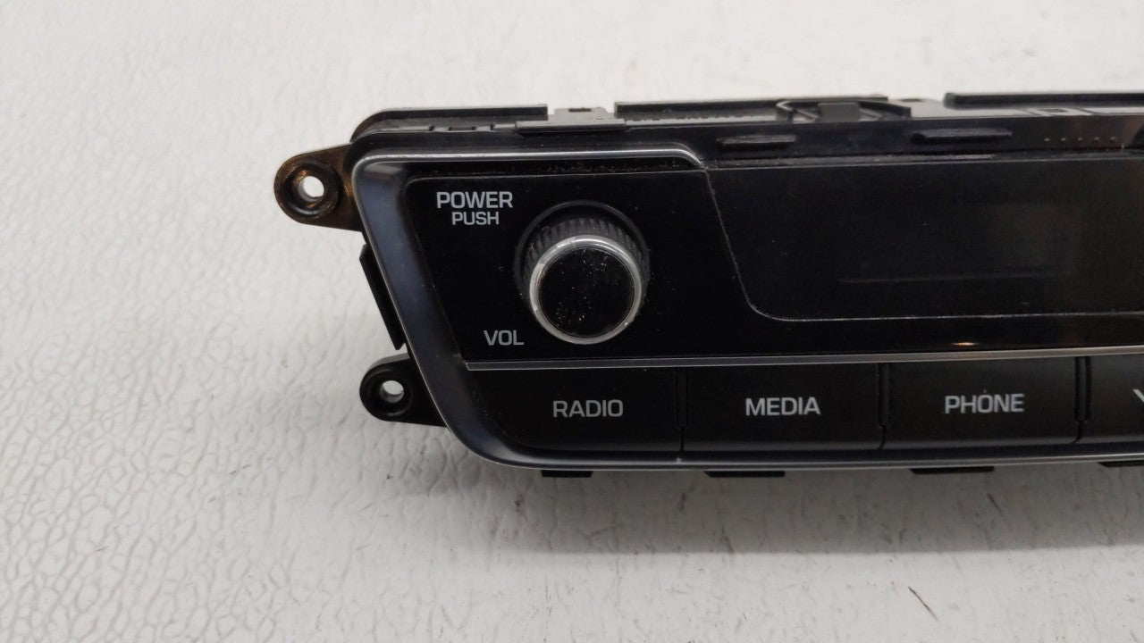 2015-2017 Hyundai Sonata Ac Heater Climate Control 97250-c2001 - Oemusedautoparts1.com