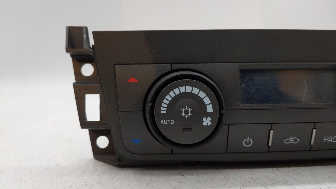 2008-2009 Cadillac Srx Ac Heater Climate Control 25855590 - Oemusedautoparts1.com