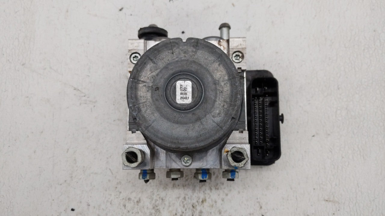 2018-2019 Cadillac Xts ABS Pump Control Module Replacement P/N:84336874 Fits 2018 2019 OEM Used Auto Parts - Oemusedautoparts1.com