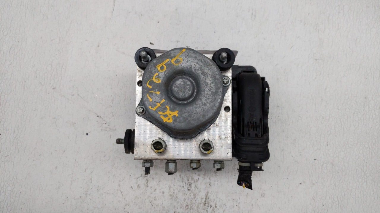 2016-2018 Nissan Sentra ABS Pump Control Module Replacement P/N:47660 4FU0C 47660 4BU0C Fits 2016 2017 2018 OEM Used Auto Parts - Oemusedautoparts1.com